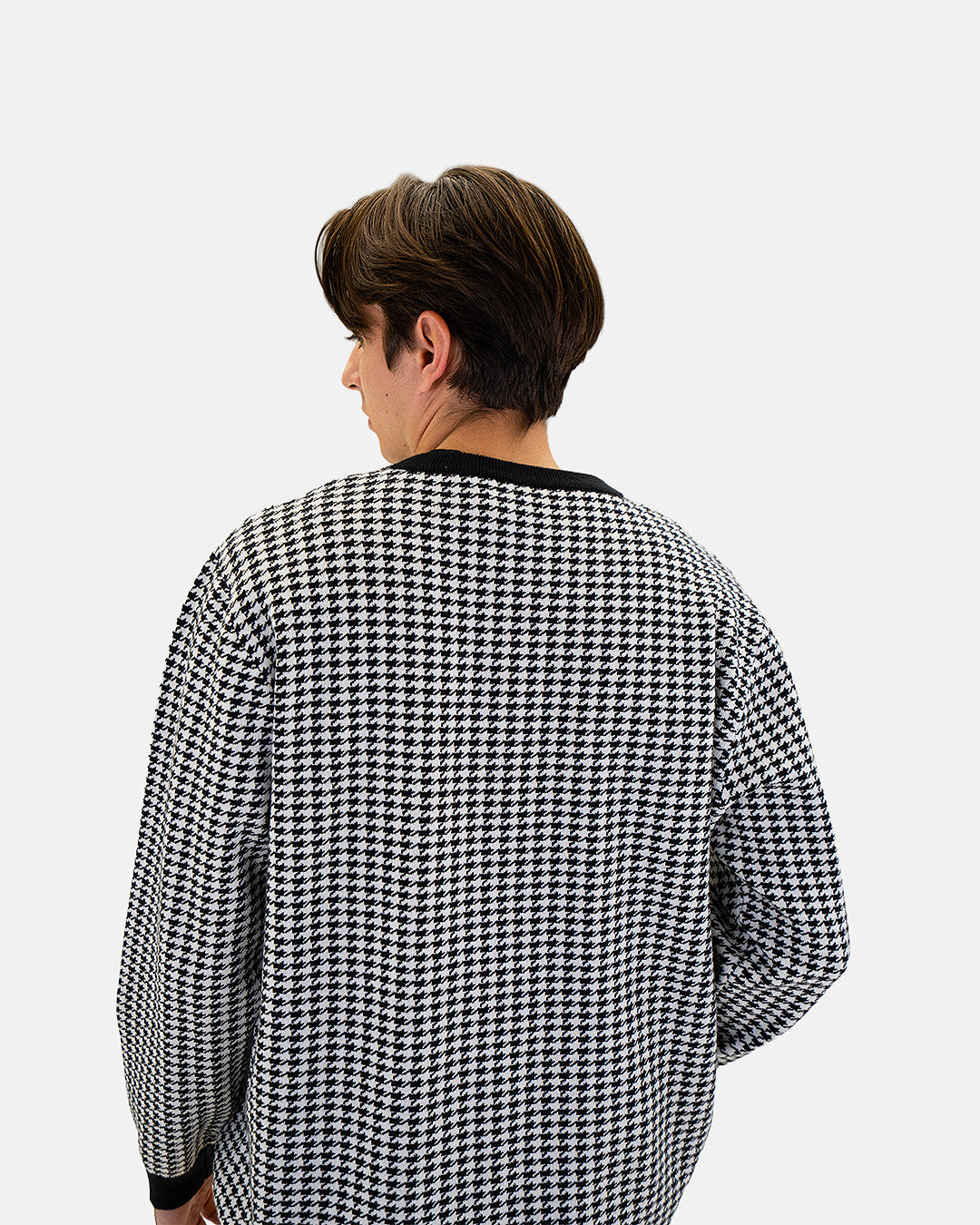 Petersen Sweater - Black & White Houndstooth – Petersen Automotive