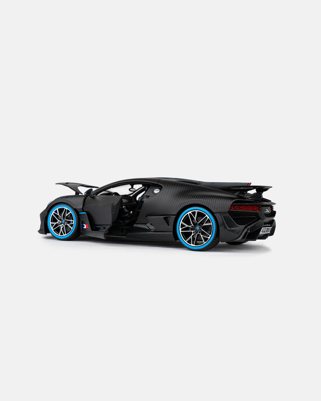 Bburago 1:18 Bugatti Divo – Carbon Series – 50th Anniversary