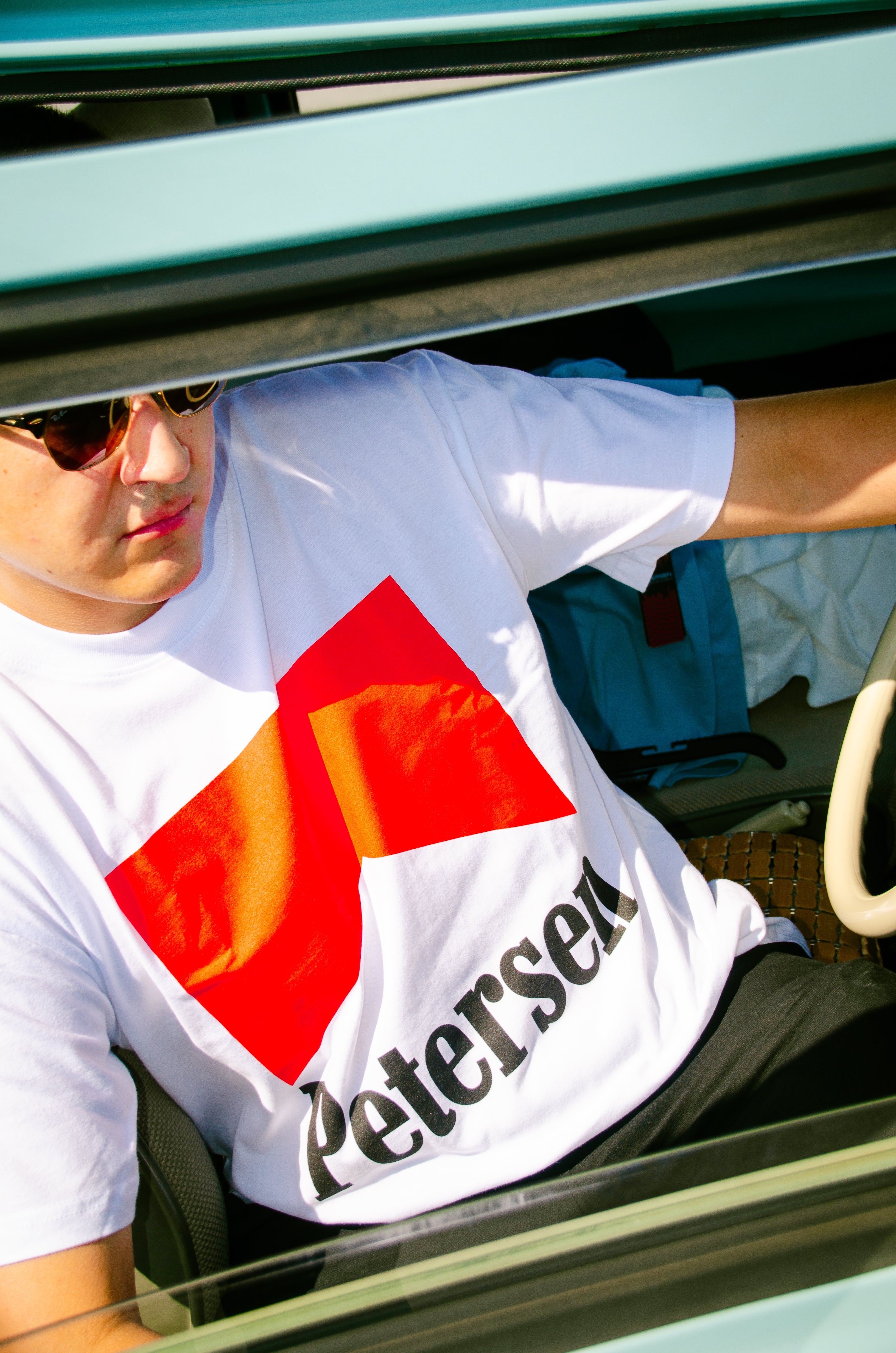 Petersen Tee - Smoky Livery