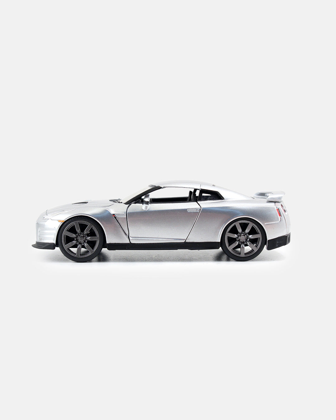 Jada 1:32 Brian’s Nissan GT-R (R35) – Silver – Fast & Furious