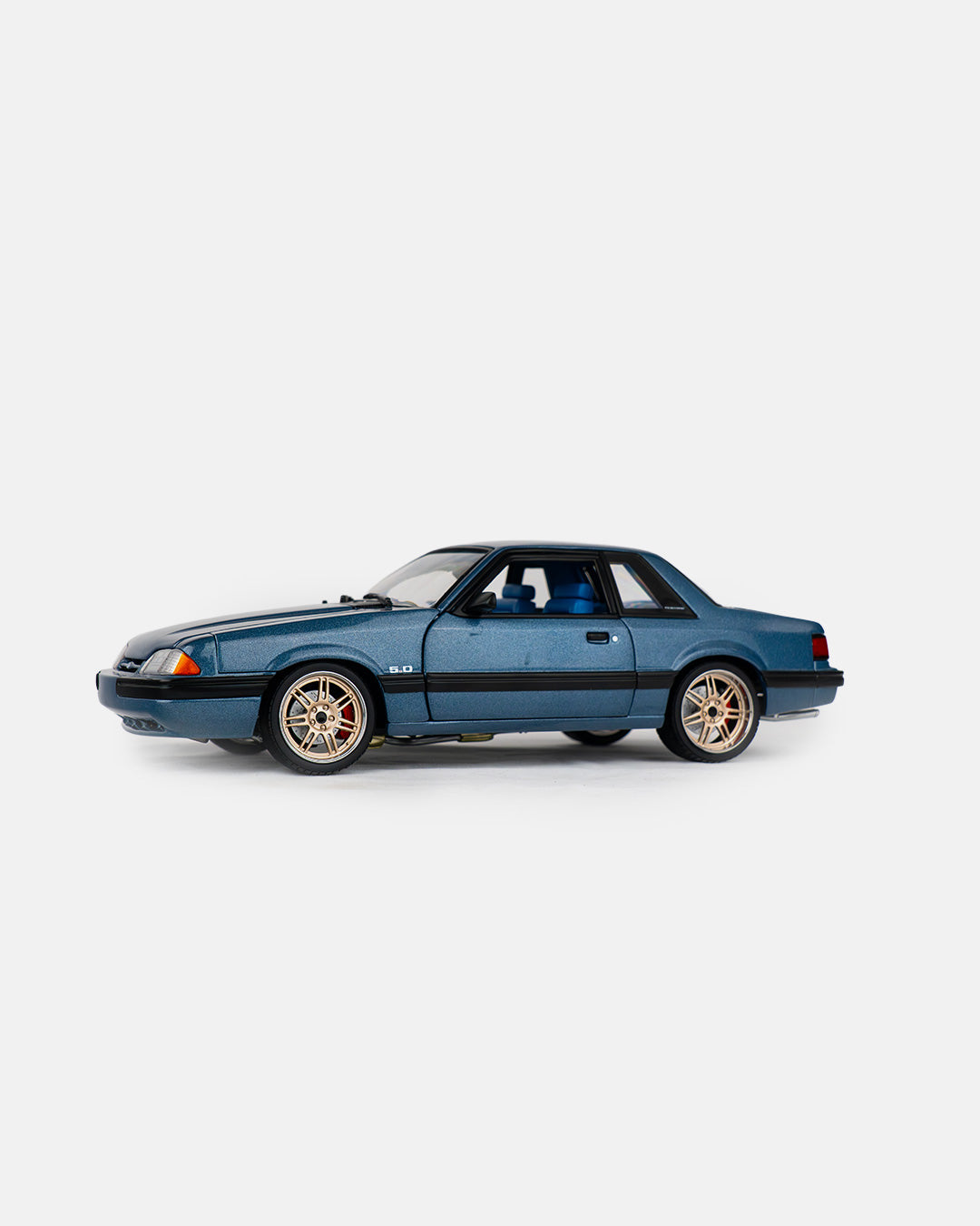 Greenlight - 1:18 GMP Detroit Speed, Inc. 1989 Ford Mustang 5.0 LX Medium Shadow Blue with Custom 7 Spoke Wheels