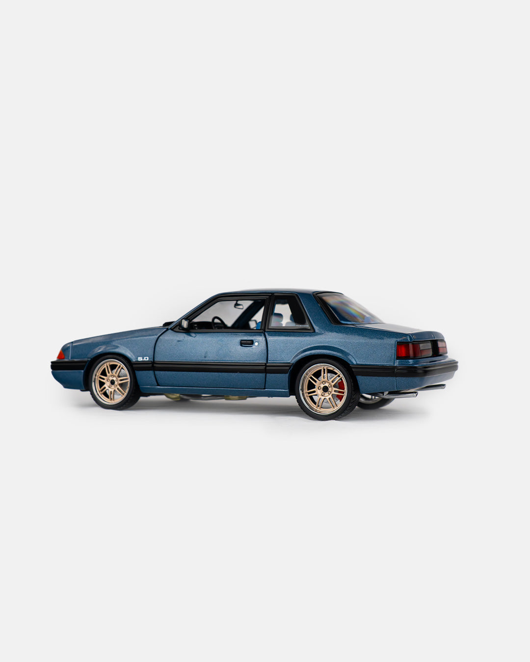 Greenlight - 1:18 GMP Detroit Speed, Inc. 1989 Ford Mustang 5.0 LX Medium Shadow Blue with Custom 7 Spoke Wheels