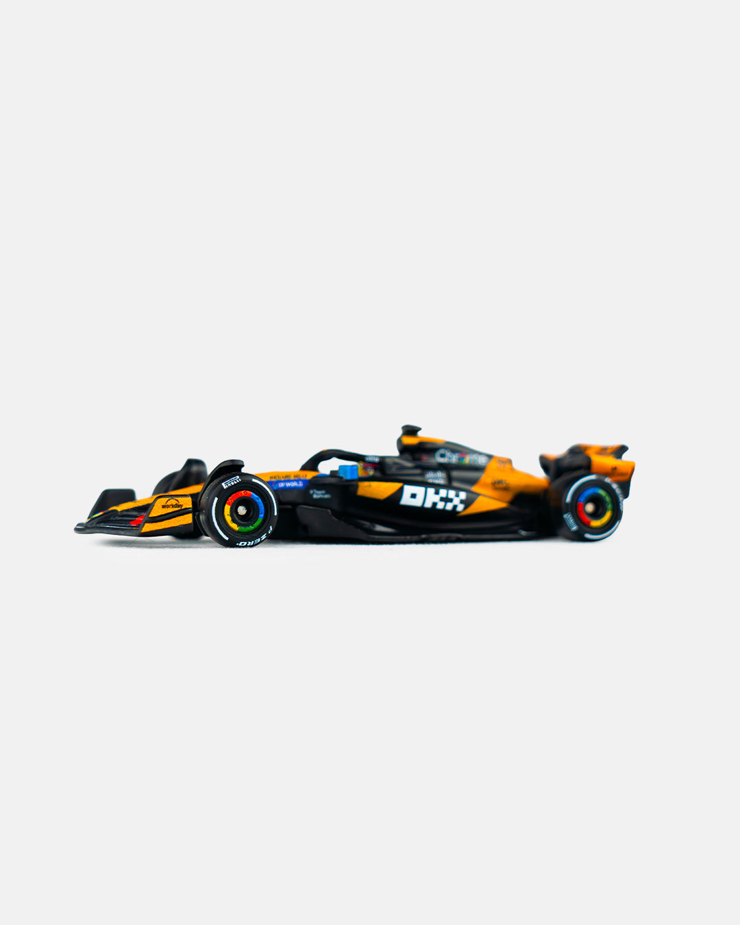 Hot Wheels 2025 Formula 1 - 1:64 McLaren Formula 1 Team MCL38 Car #81