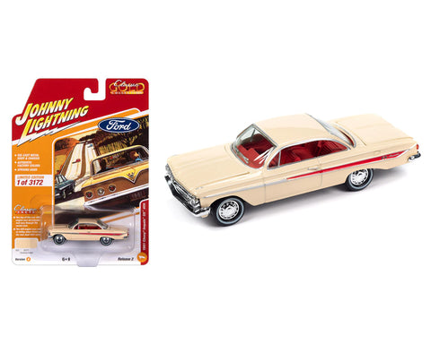 Johnny Lightning 1:64 1961 Chevrolet Impala SS 409 – Coronna Cream – Classic Gold 2023 Release 2 Version A
