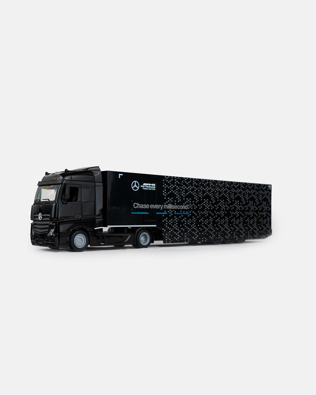 Bburago 1:43 AMG Petronas Mercedes-Benz Actros Gigaspace and F1W15 #63 George Russell – Racing Hauler