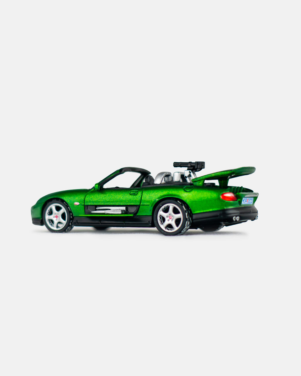 Petersen - Mini GT- Jaguar XKR 007 Die Another Day