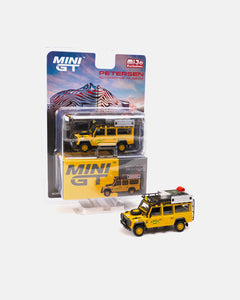 Mini GT 1:64 1989 Land Rover Def 110 - Camel Trophy Amazon Team Japan Petersen Exclusives