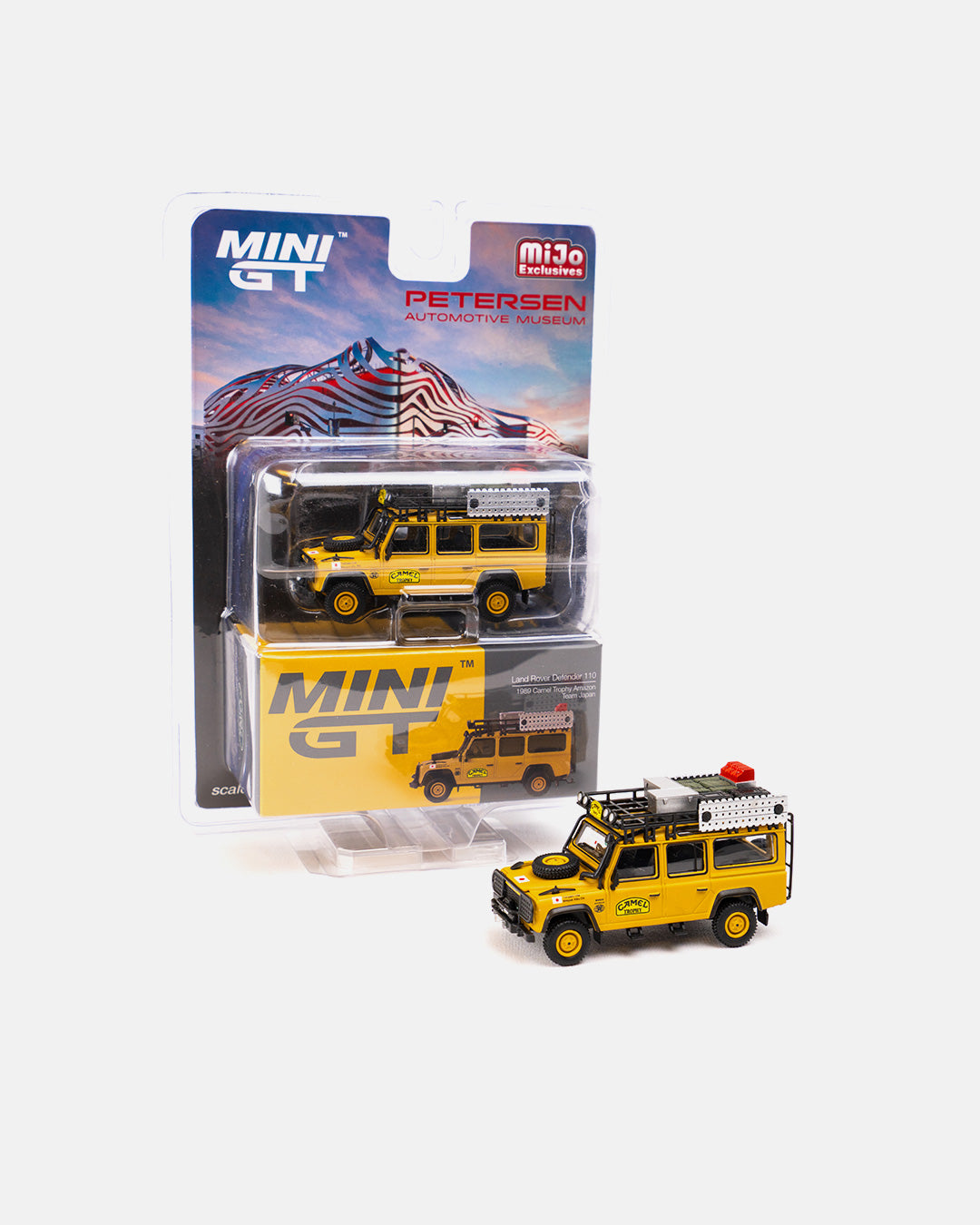 Mini GT 1:64 1989 Land Rover Def 110 - Camel Trophy Amazon Team Japan Petersen Exclusives