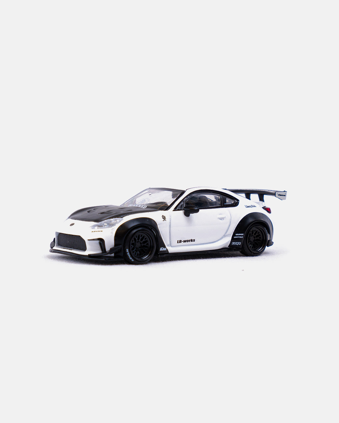 Mini GT 1:64 Toyota GR86 LB Nation (White) – Petersen Exclusives