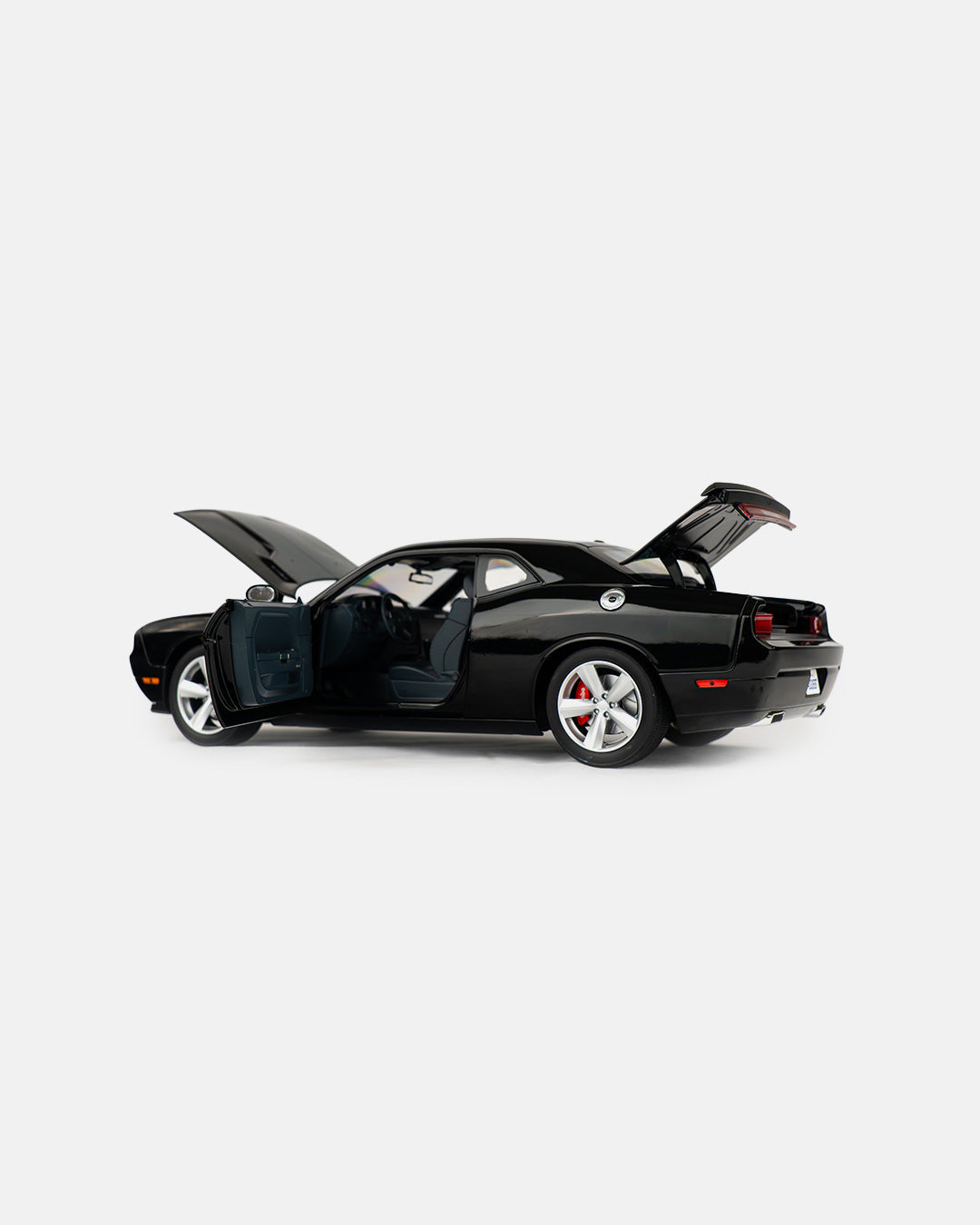 NCIS: Los Angeles- 2009 Dodge Challenger SRT8 1:18 Scale