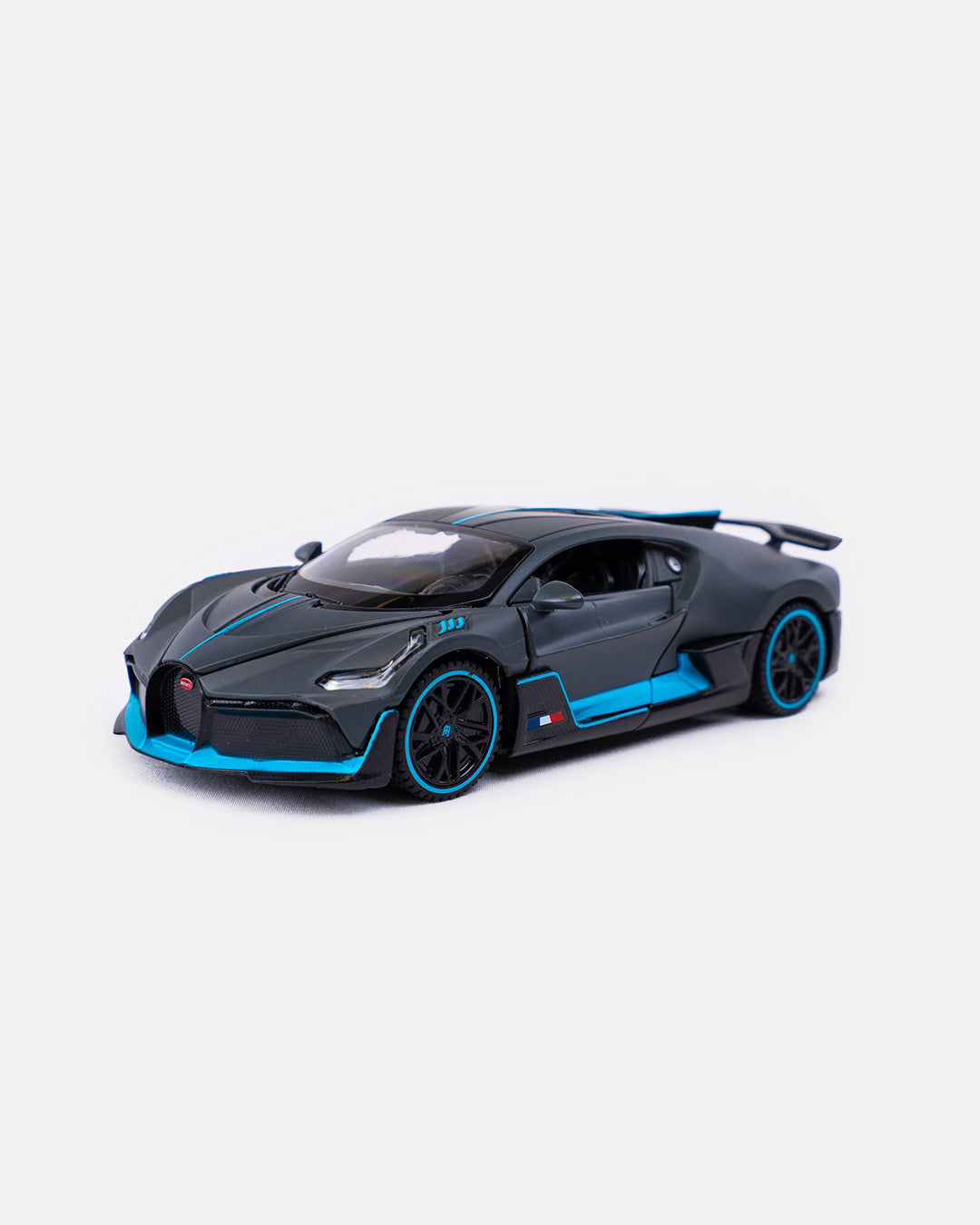 Rastar - 1:32 DIECAST BUGATTI DIVO