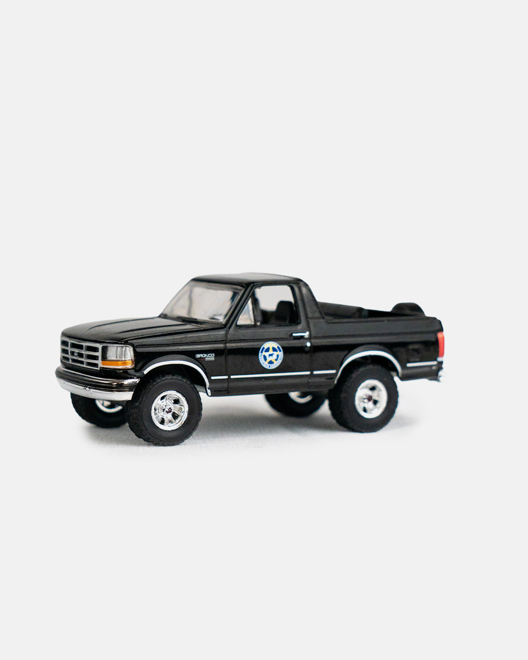 Greenlight - 1:64 2018 Ford F-150 and 1993 Ford Bronco - Yellowstone