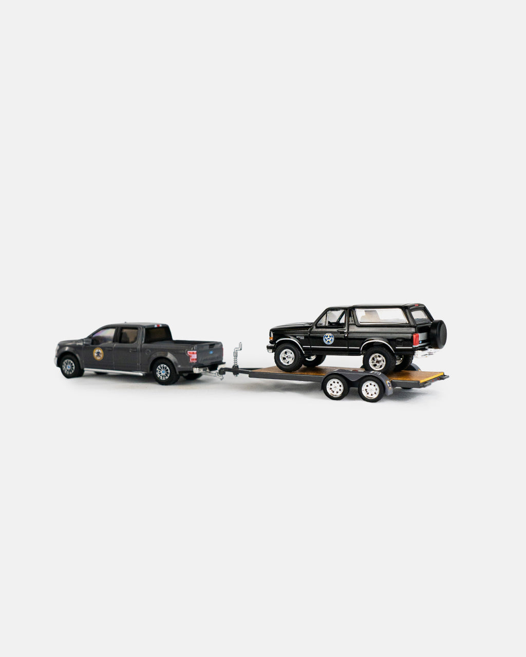 Greenlight - 1:64 2018 Ford F-150 and 1993 Ford Bronco - Yellowstone