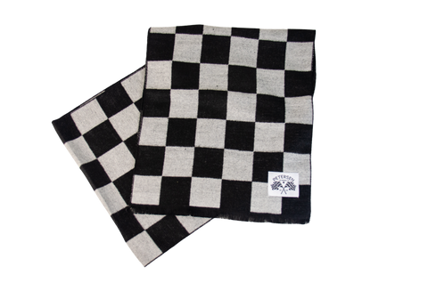 Petersen Scarf - Checkered