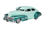 Motormax 1:24 1948 Chevrolet Aereosedan Fleetside Lowrider Two Tone Green